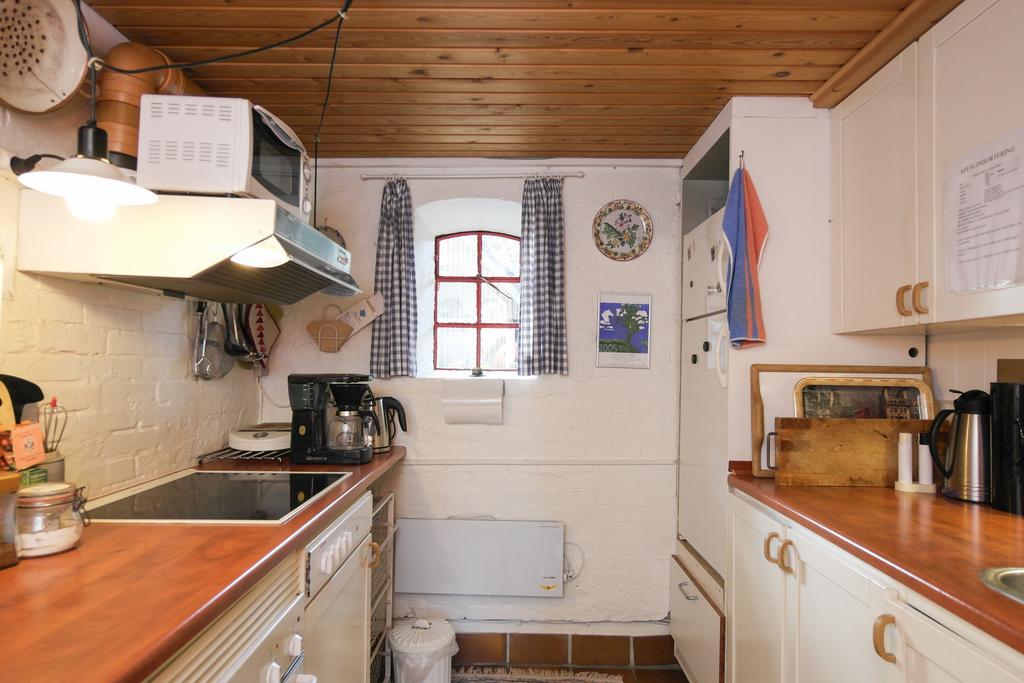 Nabolos Rooms Bovense Exteriör bild