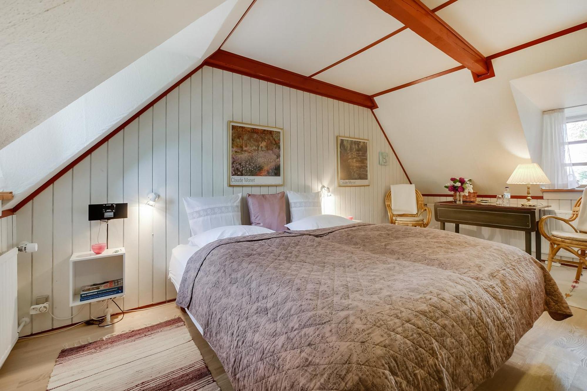 Nabolos Rooms Bovense Rum bild